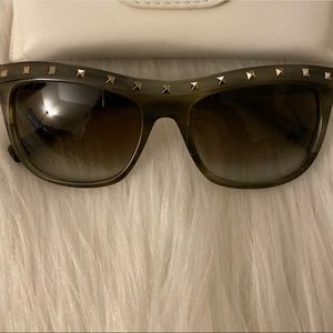 Authentic Valentino Rock stud Sunglasses